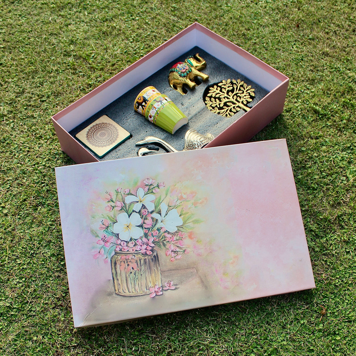 Home Decor Hamper | Hansa Royale Box